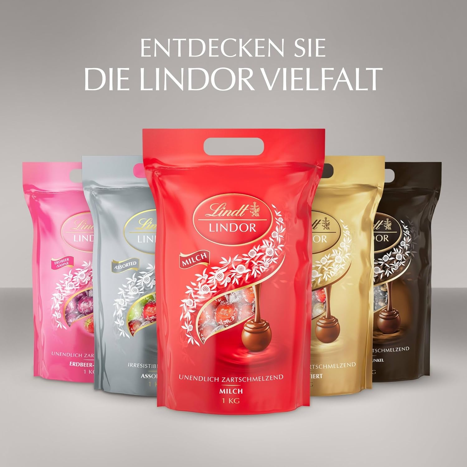 Lindt Chocolate | Assorted bag LINDOR silver | 1 kg bag | 80 melt-in-your-mouth milk chocolate balls, 70%, salted caramel and double chocolate flavors | Gift of chocolate to share