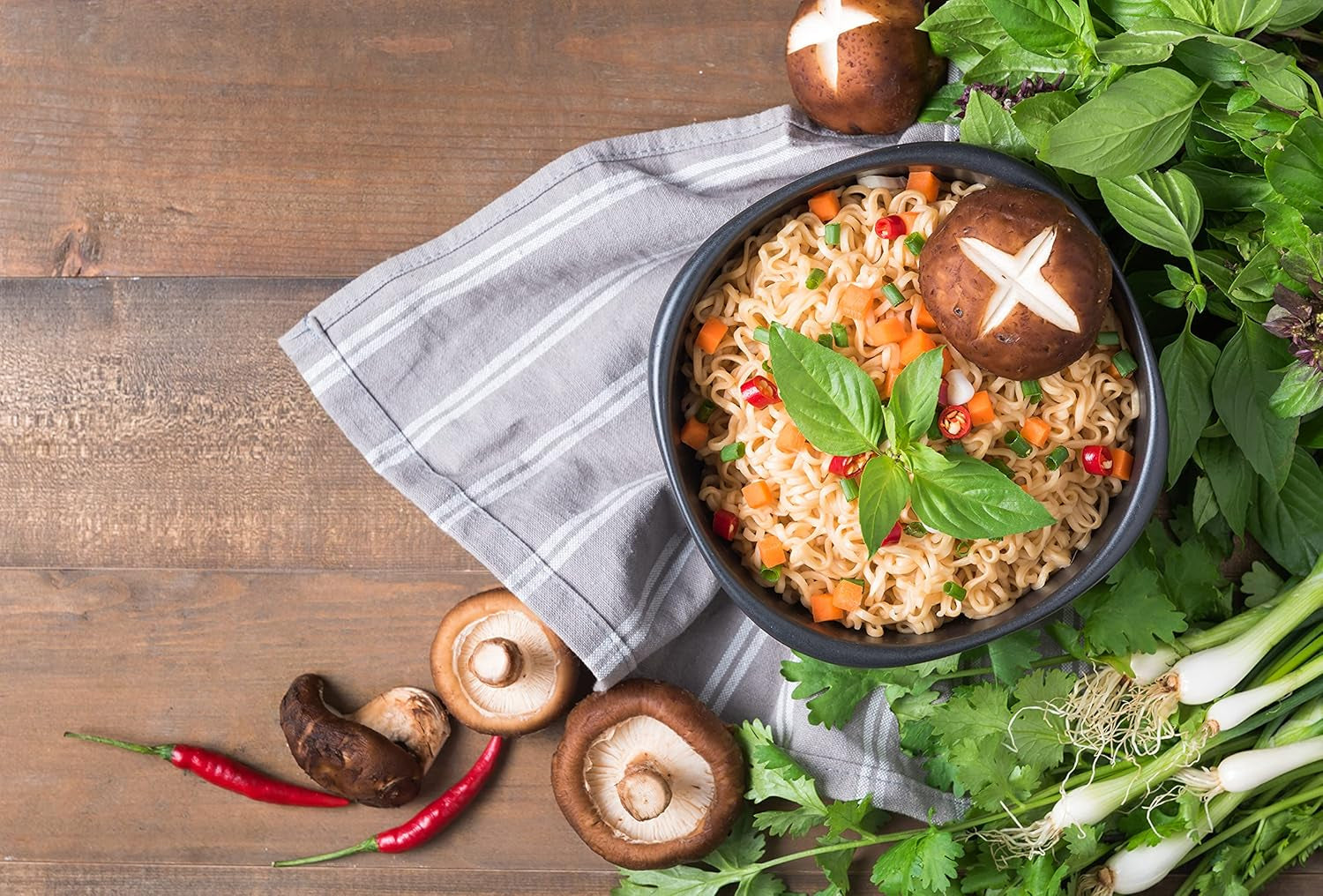 MAMA - Instant noodles with vegetables - (1 x 60g)