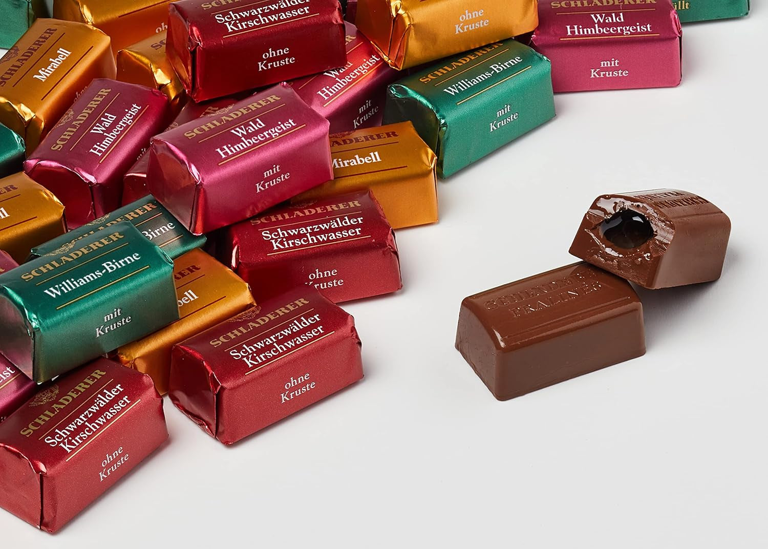 RCP Schladerer Pralines, fine assortment, milk and dark chocolate, with and without sugar crust, liquid filling, contains alcohol, great gift, 255g