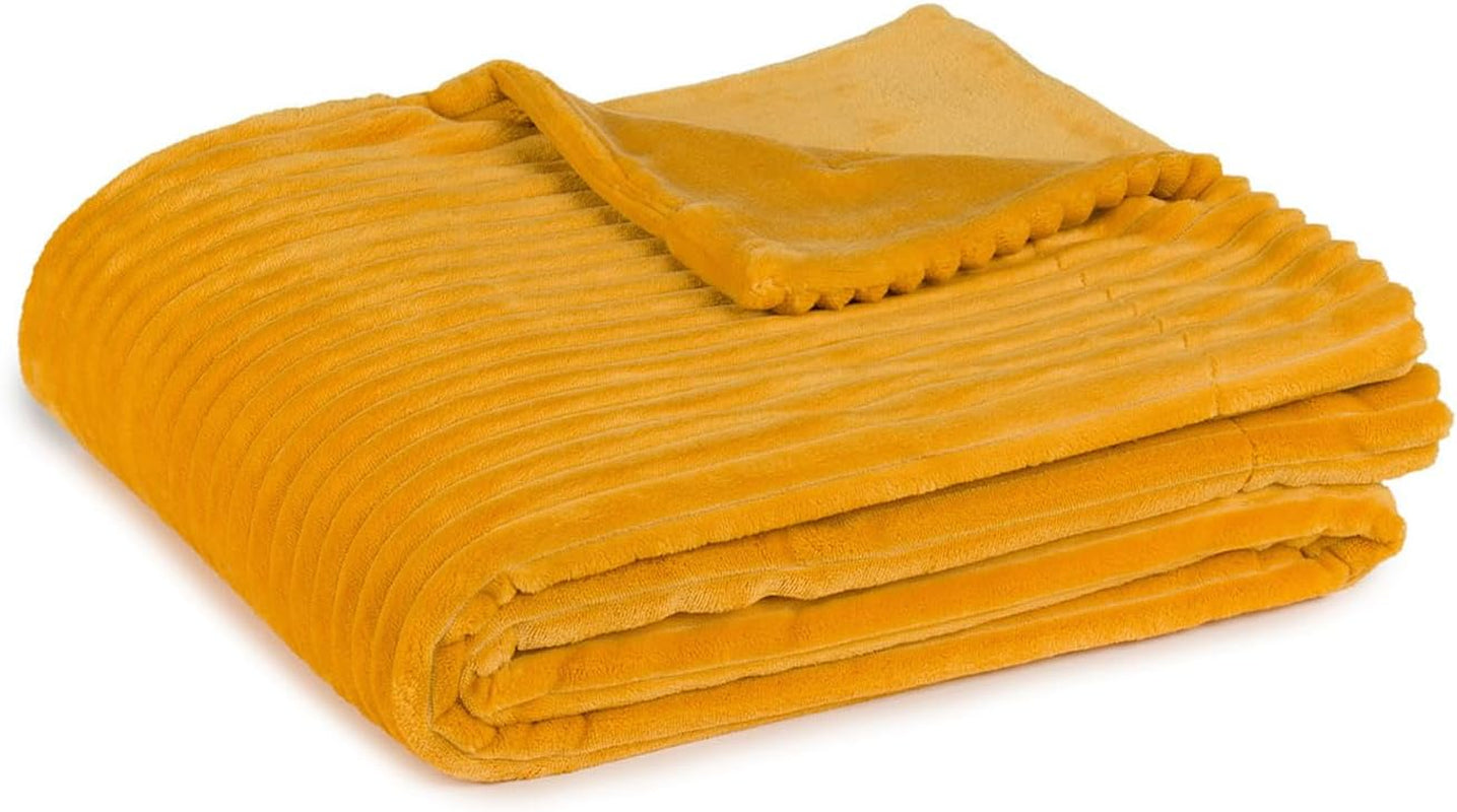 Gözze - Comfortable and soft blanket in corduroy look, 1620G/piece, 150 X 200 Cm - cinnamon Beds and Blankets Besuche den GÃ¶zze-Store Mustard