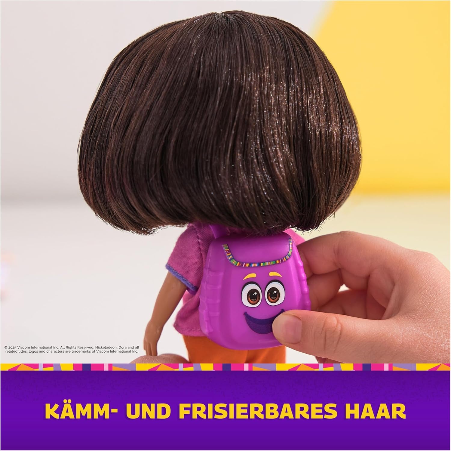 Dora - Beste Freundin Puppe - Größe 22 cm, mit kämmbarem Haar, Rucksack und AFFE Boots, bekannt aus der beliebten TV-Serie, für Kinder ab 3 Jahren