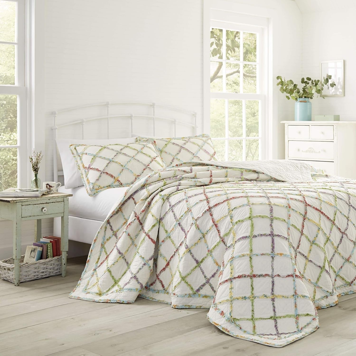 Laura Ashley Home Rüschen Garden Collection quilt, 100% bumbac, Ultra moale, Pentru toate anotimpurile, Reversibil, Elegant, Pat dublu, Culoare crem (197783) Plapumi si pilote Naty Shop