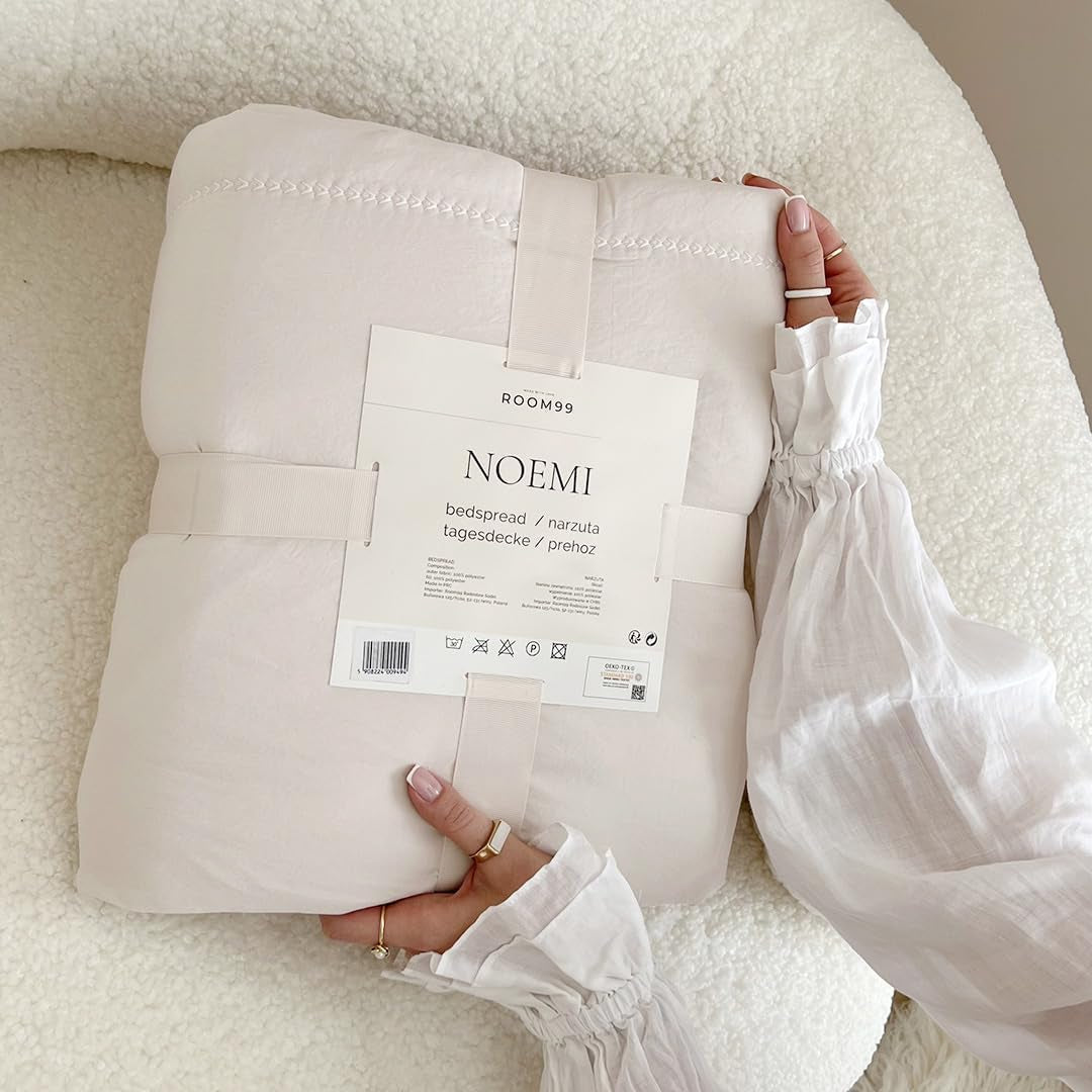 ROOM99 Noemi Elegant bedspread in cream 170 X 210 Cm Versatile bedspread as a bedspread or sofa Throw blanket for bed and sofa Quilt style Ideal as a bedspread Beds and Blankets Besuche den ROOM99-Store