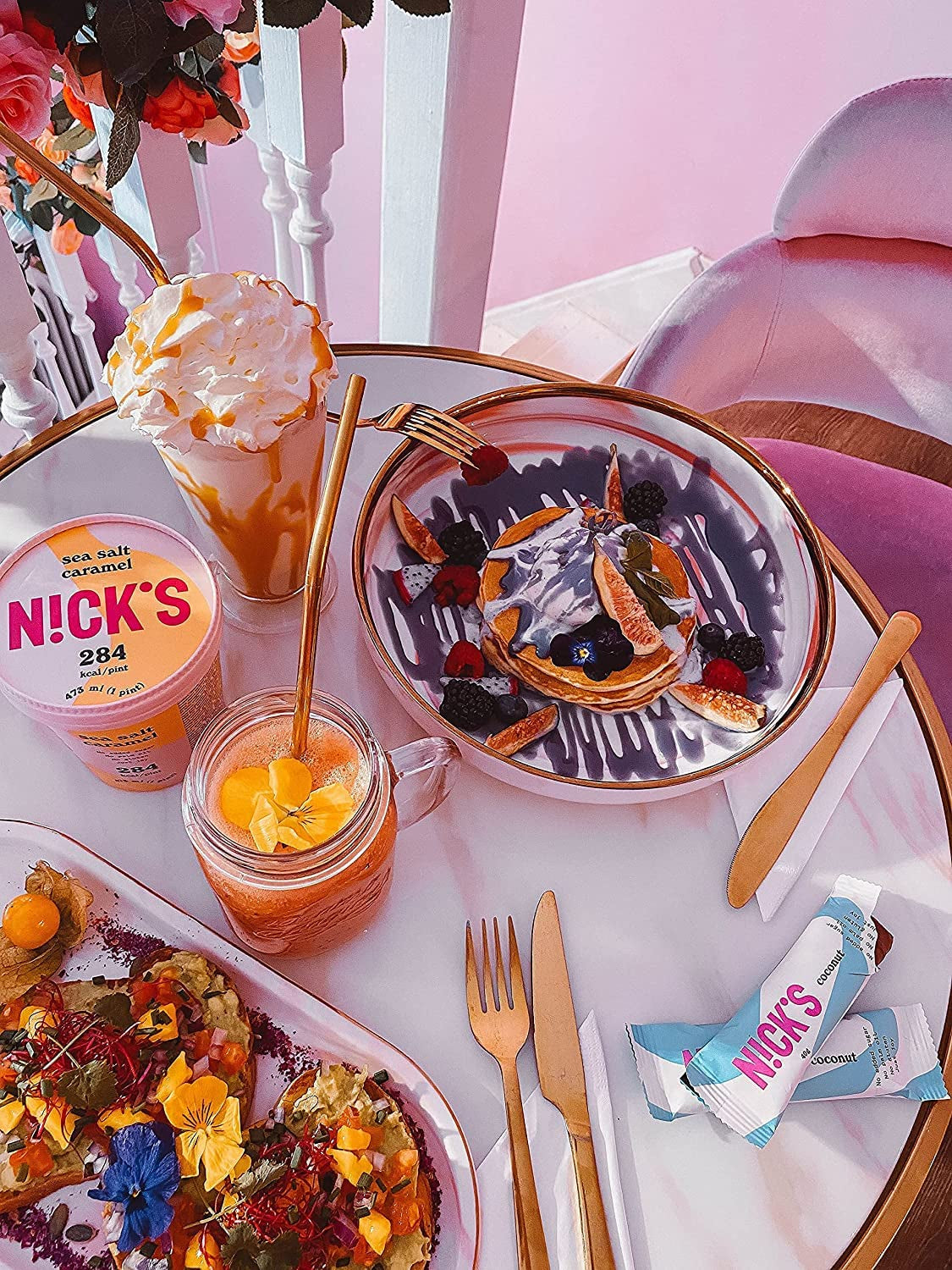 NICKS Keto Coconut Bars, Chocolate Coconut Snacks, 175 Calories, 2 Net Carbs, No Added Sugar, Gluten Free, Low Carb Sweets (15 x 40g)