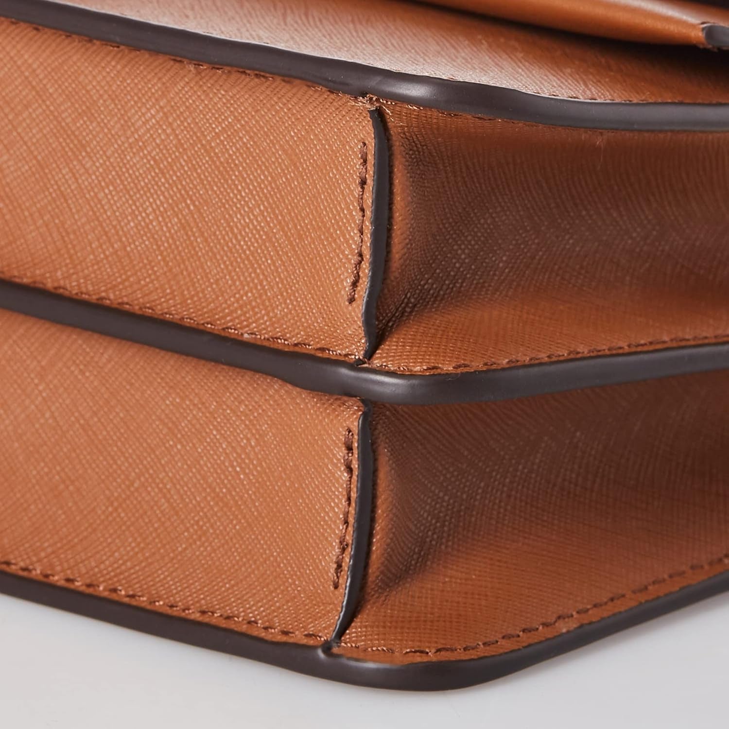 Michael Kors Women Greenwich Medium Saffiano Geantă din piele, Luggage Genti Femei Naty Shop