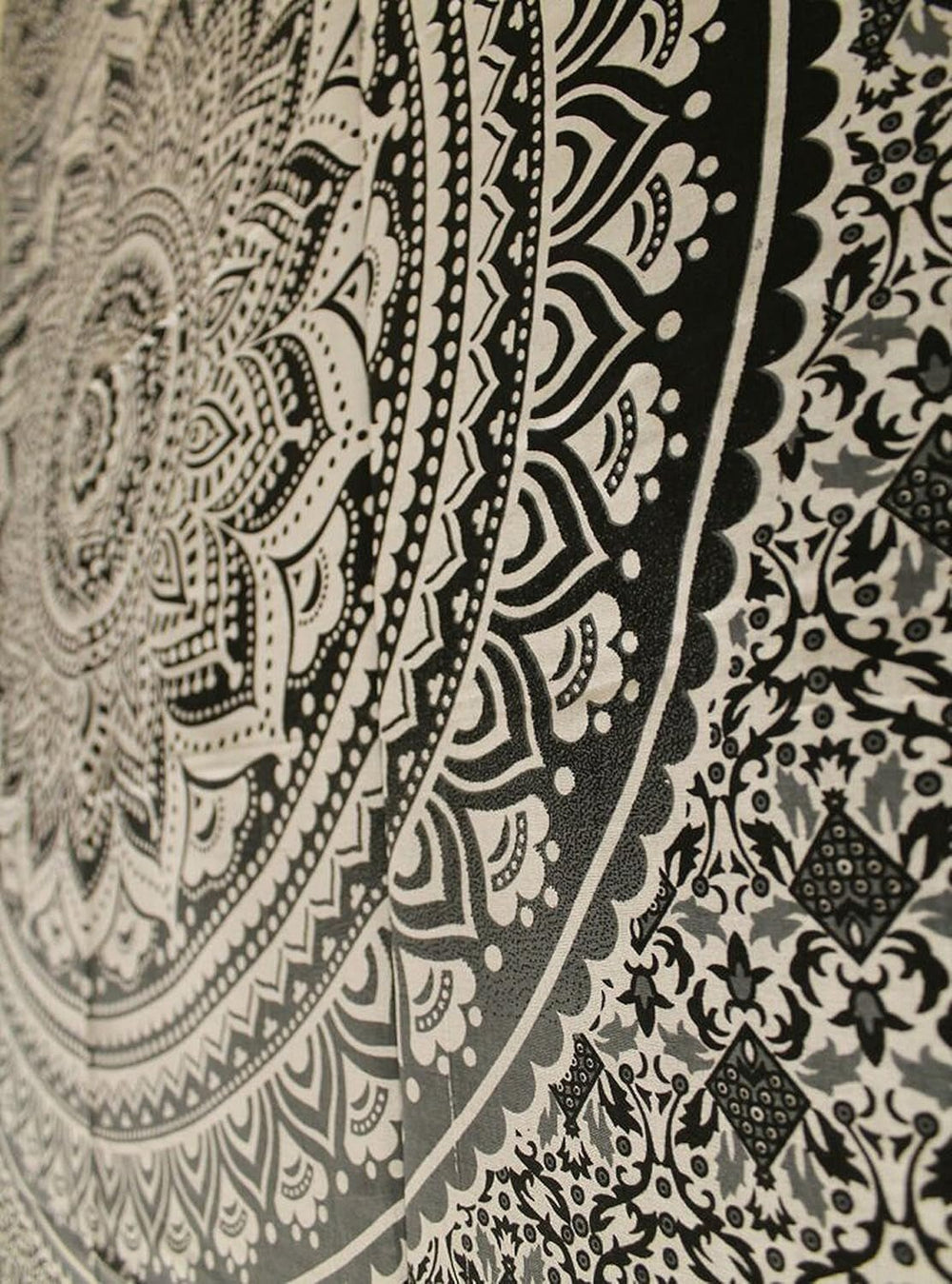 Tapiserie indian psihedelic mandala negru alb india Casa - Accesorii si Decoratiuni Naty Shop